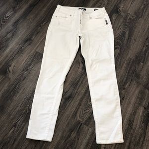 Silver brand Suki stretch jeans